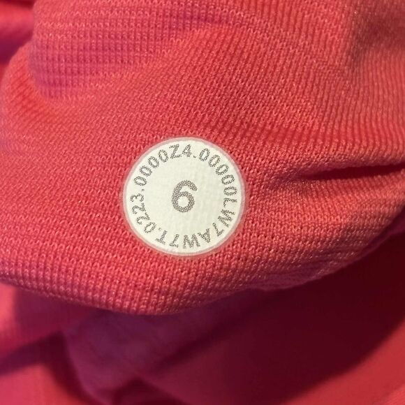 Lululemon Hotty Hot High-Rise Lined Short 4" *Lip Gloss - Picture 8 of 9